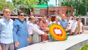 জাতির পিতা সমাধিতে ঢাকাস্থ নর্থ বেঙ্গল জার্নালিস্ট ফোরামের শ্রদ্ধা