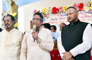 মঙ্গাপীড়িত এলাকার মানুষ এখন তিন বেলা পেট ভরে খেতে পায় : কৃষিমন্ত্রী