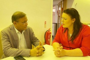 রোহিঙ্গা বিষয়ে শেখ হাসিনার প্রশংসা করেন ইউকে পার্লামেন্টের পররাষ্ট্র কমিটি প্রধান