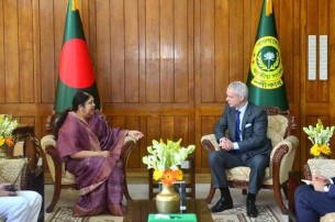 স্পিকারের সাথে বাংলাদেশে নবনিযুক্ত সুইস রাষ্ট্রদূত রেতো রেংগলি'র সৌজন্য সাক্ষাৎ