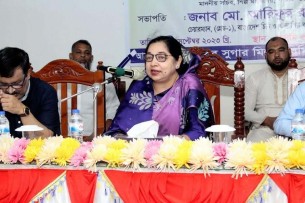 চিনিকলগুলোকে লাভজনক করার উদ্যোগ নেয়া হয়েছে : শিল্প সচিব