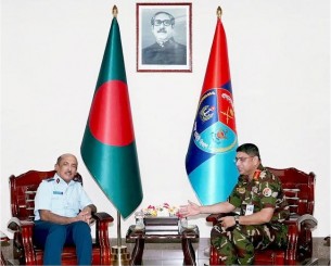 সশস্ত্র বাহিনী বিভাগের প্রিন্সিপাল স্টাফ অফিসারের সাথে কাতার সশস্ত্র বাহিনীর প্রতিনিধিদলের সৌজন্য সাক্ষাৎ