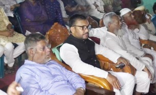 মুজিব একটি জাতির রুপকার চলচ্চিত্রটি দেখতে ভোলার সিনেমা হলে এমপি শাওন