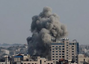 গাজায় ৫শ’রও বেশি হামাস স্থাপনায় ইসরাইলের হামলা