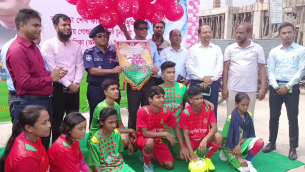 ভোলায় বঙ্গবন্ধু ও বঙ্গমাতা গোল্ডকাপ ফুটবল টুর্নামেন্টের উদ্বোধন