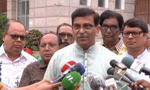 বিএনপি সমাবেশের নামে দলীয় নেতা কর্মীদের প্রলোভন দেখিয়ে ঢাকায় নিয়ে যাচ্ছে : হানিফ