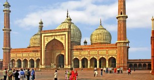 জুমা ছুটে যাওয়ার আশংকায় তায়াম্মুম করা যায় কি?