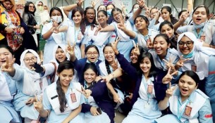 এইচএসসি পরীক্ষায় পাশের হারে বরিশাল বোর্ডে তৃতীয় ভোলা, কমেছে পাসের হার  ও জিপিএ-৫