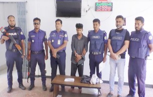 ভোলায় অটোরিকশা চালককে কুপিয়ে হত্যার প্রধান আসামী গ্রেফতার