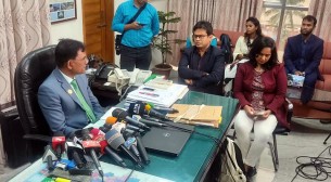 আচরণবিধি লঙ্ঘন চরম পর্যায়ে গেলে প্রার্থিতা বাতিল: ইসি