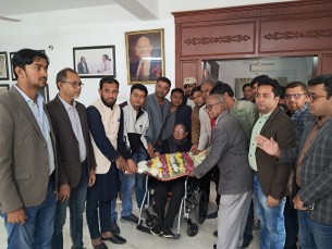 নবম বারের মতো সংসদ সদস্য নির্বাচিত হওয়ায় তোফায়েল আহমেদকে ভোলা প্রেসক্লাবের  পক্ষ থেকে শুভেচ্ছা ও অভিনন্দন