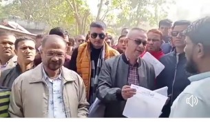উত্তর দিঘলদীতে বিএনপির লিফলেট বিতরণ