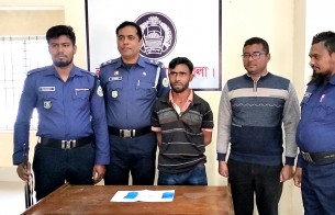 লালমোহনে ইয়াবাসহ ৬ মামলার  আসামি গ্রেপ্তার