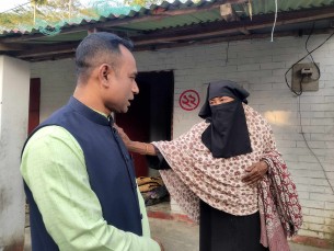 ভোলায় অসহায় জাহানারা বেগম পেলেন আশ্রয়ন প্রকল্পের ঘর