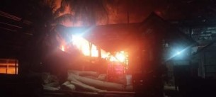 দৌলতখানে আগুন লেগে কোটি টাকার ক্ষয়ক্ষতি