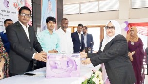 ভোলায় ২১০ নারী প্রশিক্ষণার্থীর মাঝে ল্যাপটপ বিতরণ