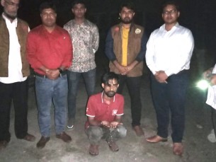 লালমোহনে মাদক সেবন ও বহনের দায়ে যুবকের জেল-জরিমানা