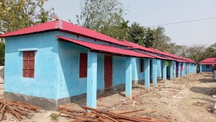 চরফ্যাশনের ভাসমান হতদরিদ্র পরিবারগুলোর মুখে হাসি