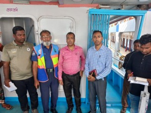 ঢাকা-ইলিশা রুটের দুটি লঞ্চকে ৩০ হাজার টাকা জরিমানা