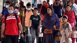 ঈদ যাত্রায় ভোগান্তি ছাড়াই স্বস্তিতে বাড়ি যাচ্ছে মানুষ