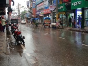 তীব্র তাপ প্রবা‌হের পর ভোলায় ঝড়ো বৃষ্টি