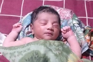 ‘লঞ্চে সন্তান প্রসব, মা-শিশুর আজীবন ভাড়া ফ্রি’