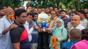 ভোলায় ফুলেল শুভেচ্ছায় সিক্ত হলেন জাকির হোসেন মহিন