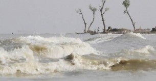 সাগরে লঘুচাপ, চার বন্দরে ৩ নম্বর সতর্ক সংকেত