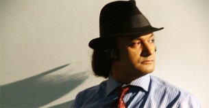 শাফিন ফিরেছেন, ছোট ভাইকে আনতে বিমানবন্দরে হামিন