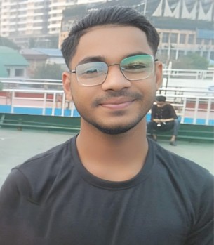 ১৩ দিন মৃত্যুর সাথে লড়ে অবশেষে মারা গেলেন লালমোহনের ওমর ফারুক