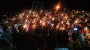 ভোলায় নিহতদের স্বরণে শিক্ষার্থীদের মোমবাতি প্রজ্জলন ও বিক্ষোভ মিছিল