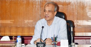 পুলিশে দুর্নীতি-শৃঙ্খলা ভঙ্গে কোনো ছাড় নয়: স্বরাষ্ট্র উপদেষ্টা