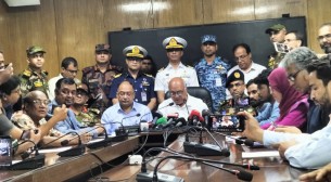 বন্যায় ক্ষতিগ্রস্ত ৫৬ লাখ মানুষ, মৃত্যু ২৭: দুর্যোগ উপদেষ্টা