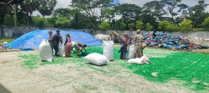 চরফ্যাশনে  প্লাস্টিকের কারখানায় নারীদের বিকল্প কর্মসংস্থান সৃষ্টি
