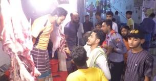 ভোলায় বাজার মনিটরিংয়ে শিক্ষার্থীরা