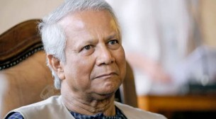 ছাত্র-জনতার আত্মত্যাগ ব্যর্থ হতে দেব না: ড. ইউনূস