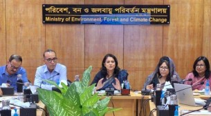 ১ অক্টোবর থেকে সুপারশপে পলিব্যাগ নিষিদ্ধ: পরিবেশ উপদেষ্টা