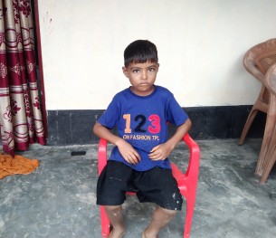 লালমোহনে থ্যালাসেমিয়ায় আক্রান্ত শিশু  আব্দুল্যাহর চিকিৎসা সহযোগিতার জন্য পরিবারের আকুতি