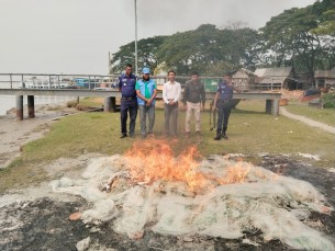 ভোলায় নিষেধাজ্ঞা অমান্য করে মাছ ধরায় ১ জেলেকে বিনাশ্রম কারাদণ্ড