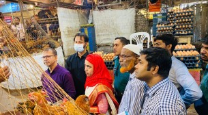 ডিম, পেঁয়াজ ও আলুর দাম কিছুটা কমেছে: বাণিজ্য মন্ত্রণালয়