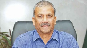 ভারতের দ্বিচারিতা নিন্দনীয় ও আপত্তিকর: আসিফ নজরুল