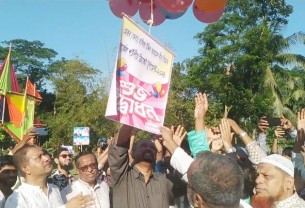 লালমোহনে মেজর (অব.) হাফিজ উদ্দিন শর্টপিচ ক্রিকেট টুর্নামেন্টের উদ্বোধন