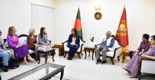 বাংলাদেশ ব্যাপক শ্রম সংস্কারে প্রতিশ্রুতিবদ্ধ : ড. ইউনূস