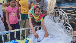 তোমরা আমার আব্বুকে কোথায় নিয়ে যাও!