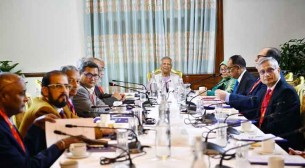 প্রধান উপদেষ্টার সঙ্গে এসএফও প্রতিনিধিদলের বৈঠক