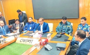 জেলা প্রশাসকের হস্তক্ষেপে ২৪ ঘন্টা  পর ভোলায় বাস ধর্মঘট প্রত্যাহার