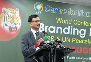 বাংলাদেশিদের প্রবাসে স্থানীয় রাজনীতিতে সম্পৃক্ত হওয়ার আহ্বান পররাষ্ট্র উপদেষ্টার