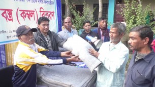 ভোলায় দলিত জনগোষ্ঠীর মাঝে জেলা প্রশাসনের কম্বল বিতরণ