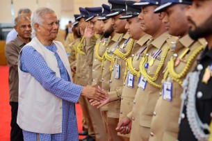 মানুষের আস্থা ফিরিয়ে আনতে পুলিশের প্রতি প্রধান উপদেষ্টার আহ্বান