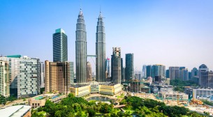 সিন্ডিকেট ভেঙে মালয়েশিয়ার দুয়ার খোলার অপেক্ষায় বাংলাদেশ